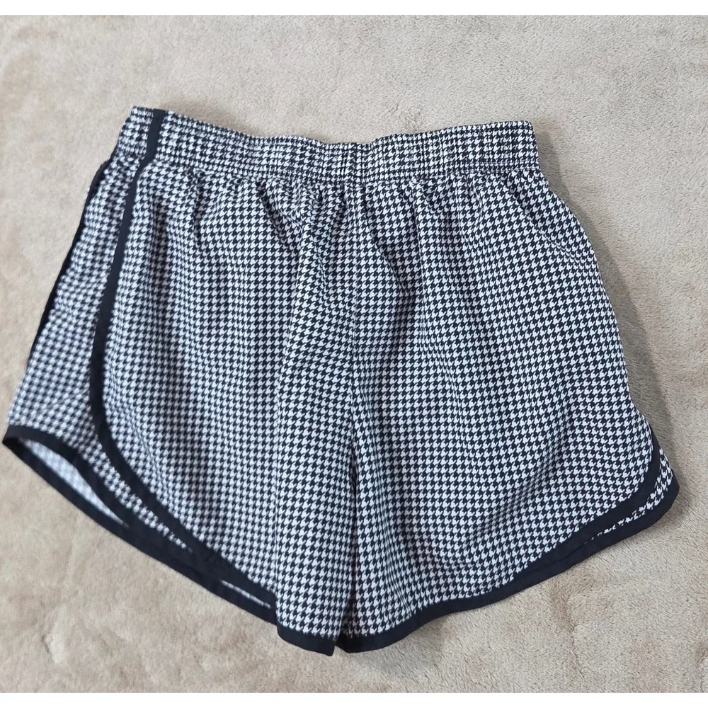 Nike tempo dri-fit shorts womens M black/white 3
